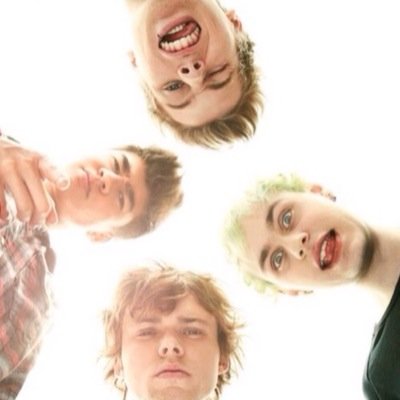 This is a free follow so please go follow @hedda5SOS love u! Xx