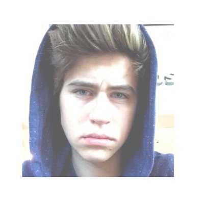 hi ur cool well follow @royalgrierss bc 4.5k is cool too