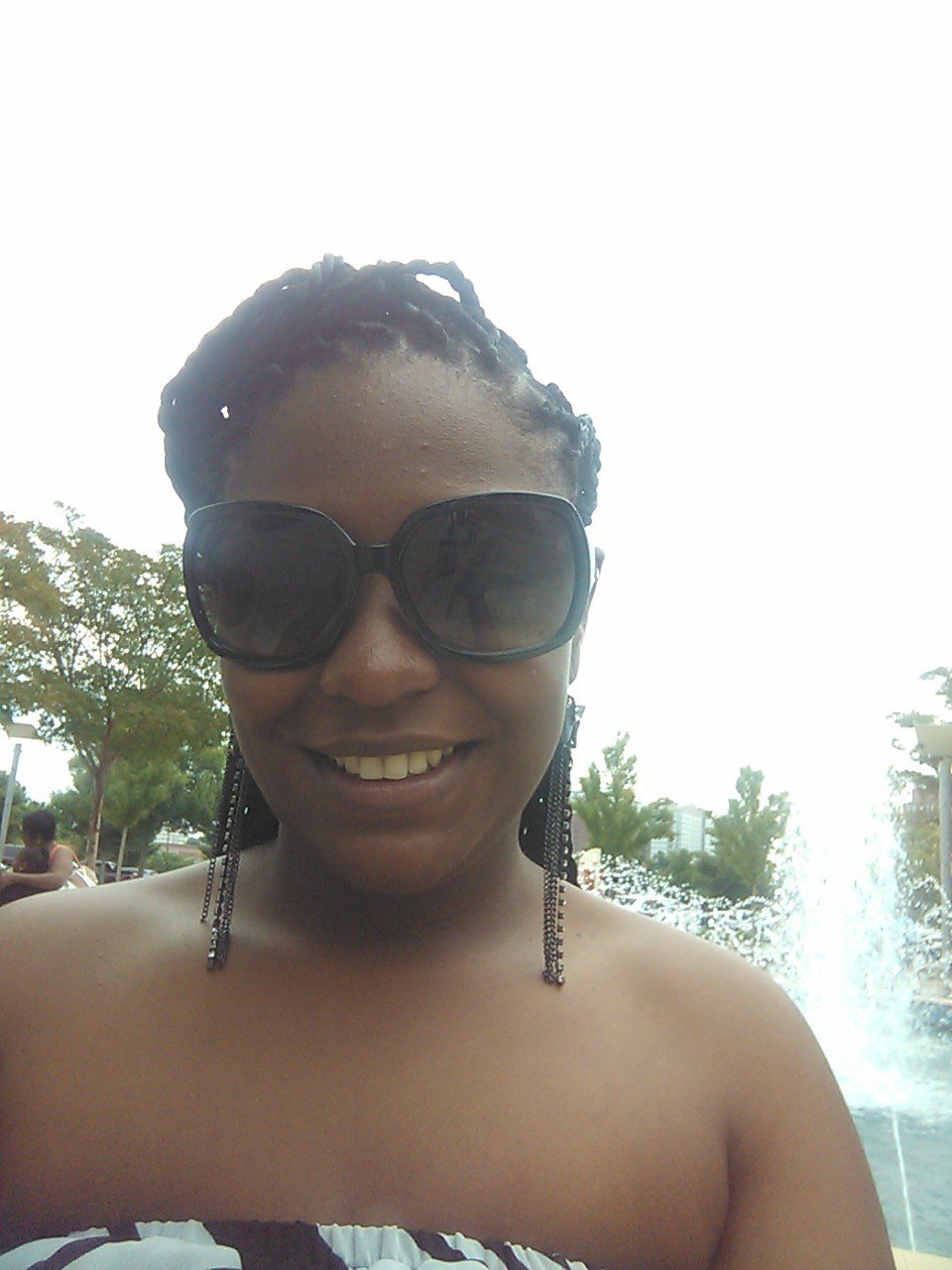 Self made chick working to take care of watt i need!! Bein silly!! Lovin Life!! Kik: Brown_skin_Rocx