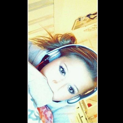 soesterkwartier • 14 • snapchat : larrriinnaa • app : vraag maar