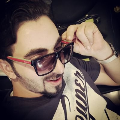 ‏عاشق للزعيم