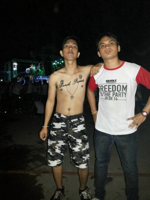 gue yaaaa gue , yang Gak tau gue Jangan sotoy, makanya knalan dong :D