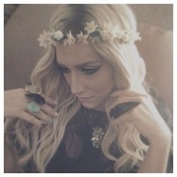 UALFAUX's profile picture. be mine for the night?