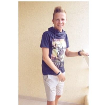 sven_AFCA32's profile picture. - Raamsdonk A1 aanvaller - aмsτєя∂αм. #33ste! /ps3 : sk_skills.