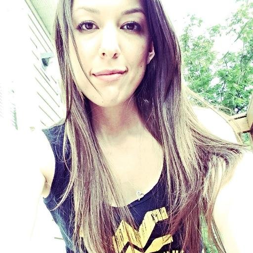 Product Reviewer / Samples & Freebies / Lover of Makeup, Nail Art, Natural Products & Animals / Sashkaco Ambassador - Code JEN88 for 25% Off
Insta: jenreviews