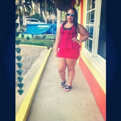 La vida no es perfecta...
pero tiene momentos que lo son, y esos momentos son los que paso junto a ti ♥'