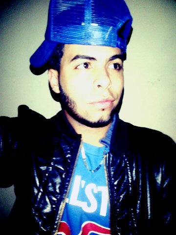 Carlos23Jean's profile picture. 