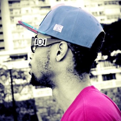 Cozinheiro. Técnico de análise em assuntos de relações internacionais. Rapper e compositor 258