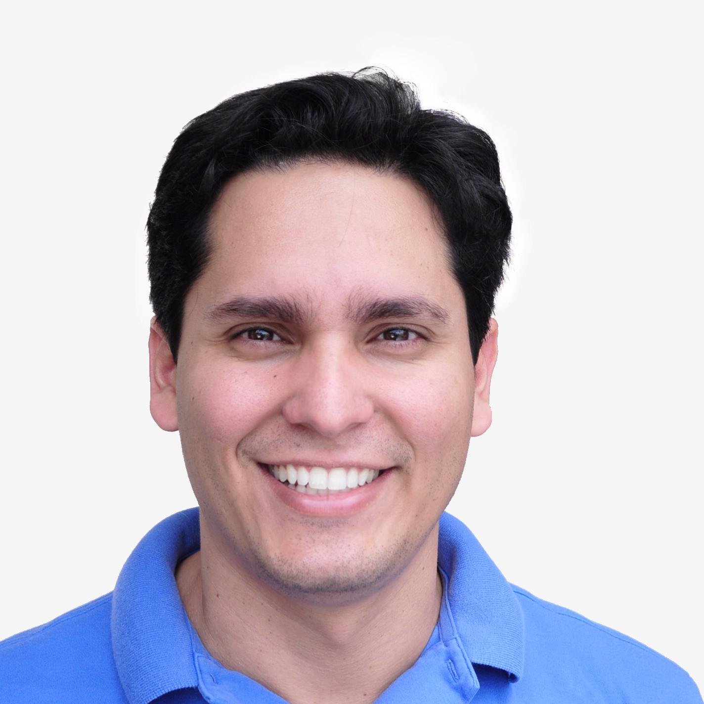 AleHuli's profile picture. Entrepreneur & founder of Huli