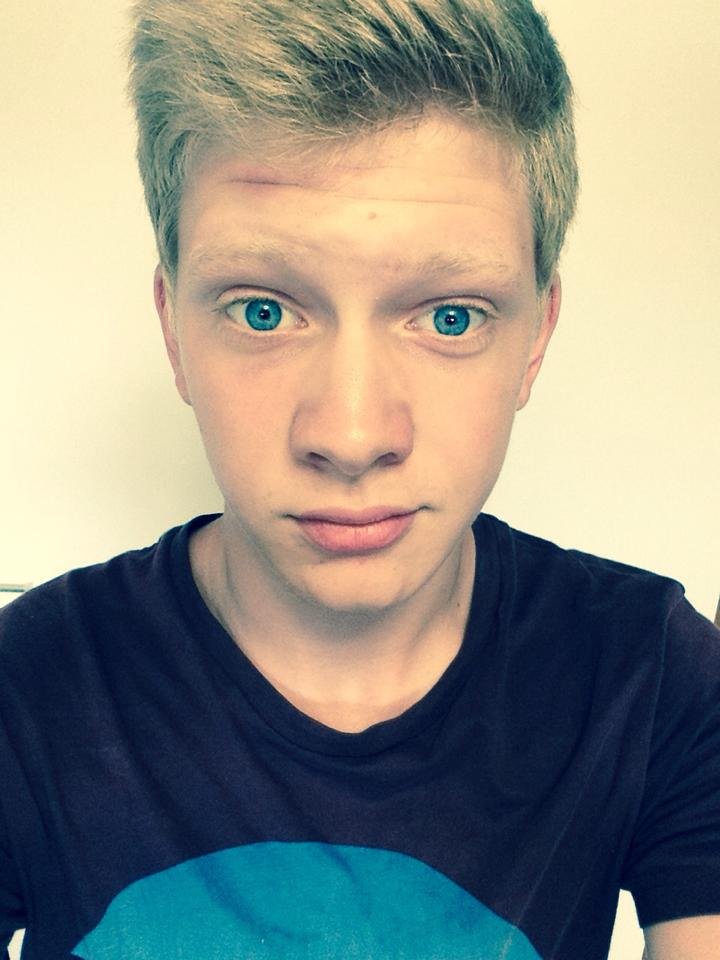 dylan7390's profile picture. aime le basket et le sport , adore écouter de l'hardstyle  -no pain no gain