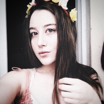 Прежде, чем кричать, что счастья нет, попробуйте открыть глаза и посмотреть вокруг. Вы найдете его