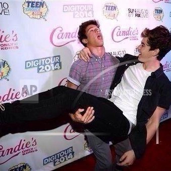 @nashgrier and @camerondallas fan account cash