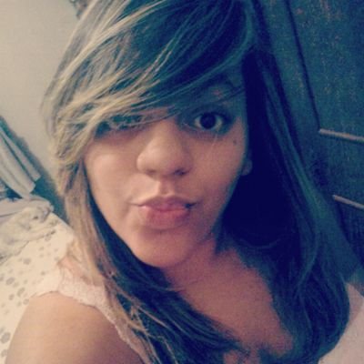 sou inteligente , bem humorada , simples (humilde), e sou tudo de bom .