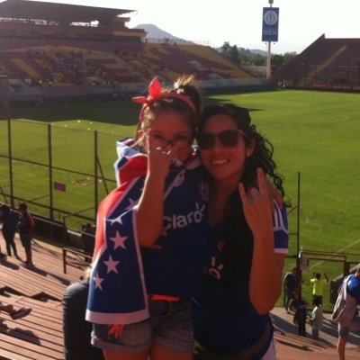 Veterinaria, mamá, loca por naturaleza, amante del futbol e hincha incondicional de la U. de Chile VAMOS LA U!!!!!
