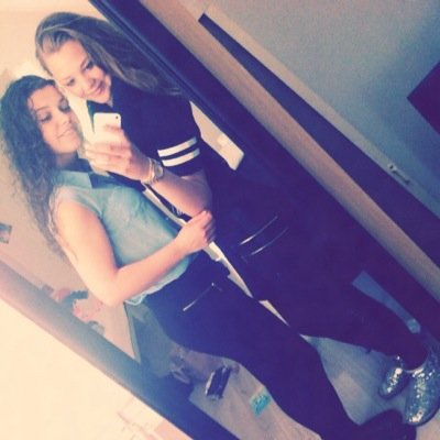 hey moppie! je bent in een korte tijd echt superbelangrijk voor me geworden, loveyou hunn 3 xx je inbrekertje