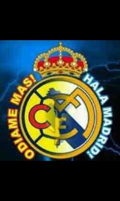 love club América love to do tricks withh a soccerball     amo al club América y me gusta aser trucos con la pelota