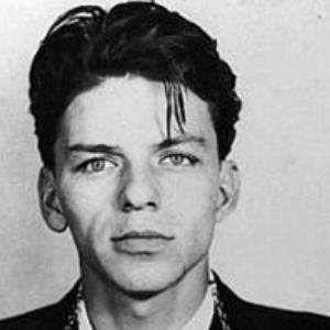 faucrush's profile picture. DM me your crushes & they will be published completely anonymously. You know the drill.