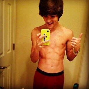 Hi im landon alex.