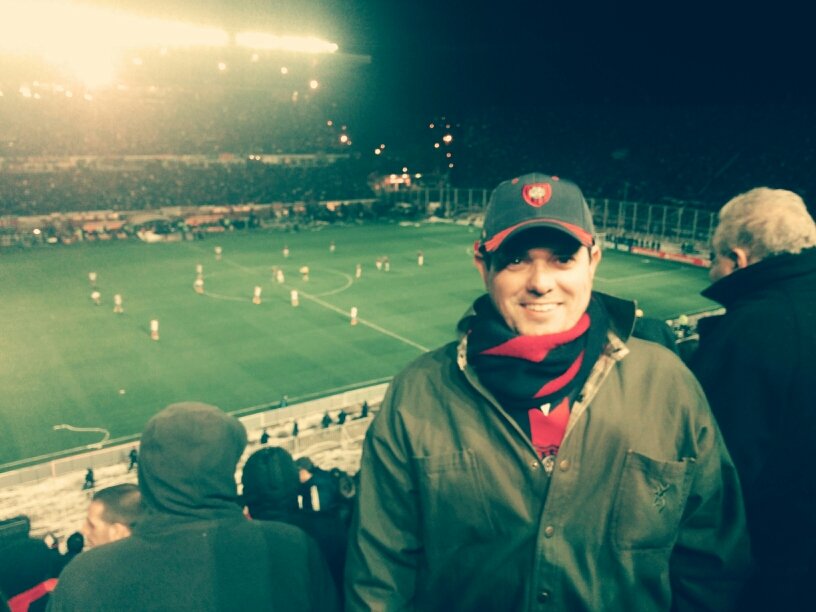 fox_Returns's profile picture. Patagonico, cuervo y padre feliz  Presidente de la asociación hotelera gastronómica de San Martin de los Andes