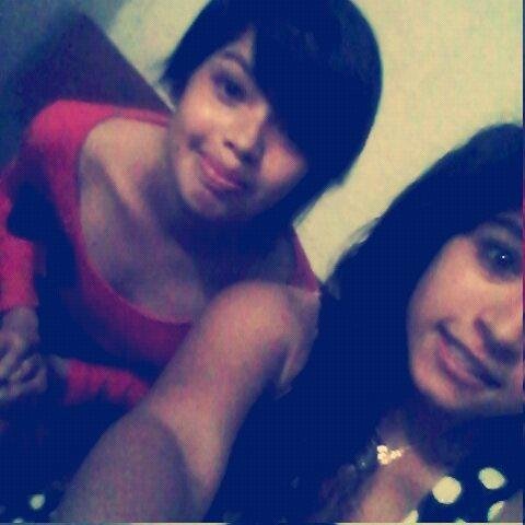 Hola :) Soy Mosh *Mi sobrenombre. Hi :) I am Mosh *is my Nickname Follow me and return it to you
