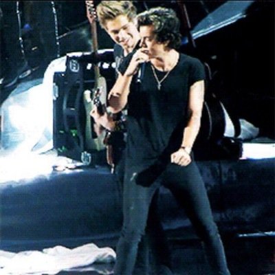 /It's not about how close you are to the stage,but how close you are to the band/ •band/4 from The Vamps• •Alex Ramos follows•
