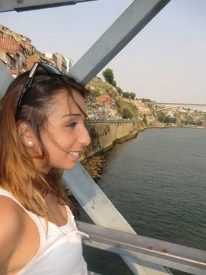 Moniafifi's profile picture. 