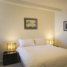 Apartments Melbourne Domain - Three fabulous locations in Melbourne - St Kilda Albert Road, South Melbourne ,27 Little Collins  and Docklands