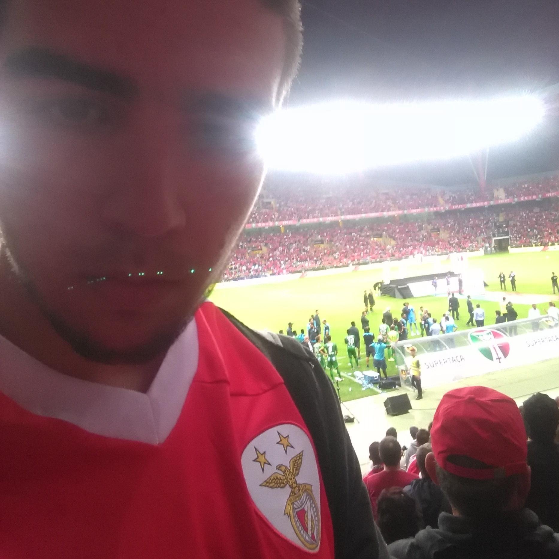 JoaoTSousa12's profile picture. CULTURE
"You say the whole world's ending, honey, it already did"
https://t.co/YzaYyBOG6Y
https://t.co/SZzEN1JClR