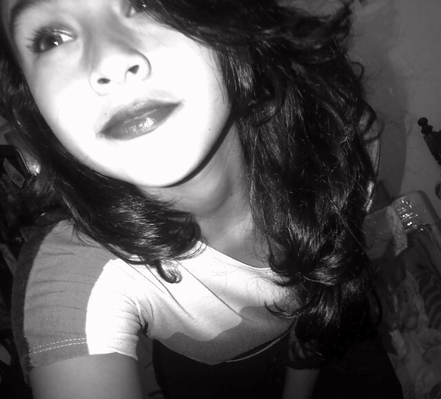 Soy de pocos amigos porque no me gusta coleccionar hipócritas!!..;)