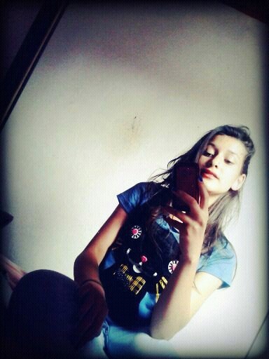 1D & justin bieber.  My life!
