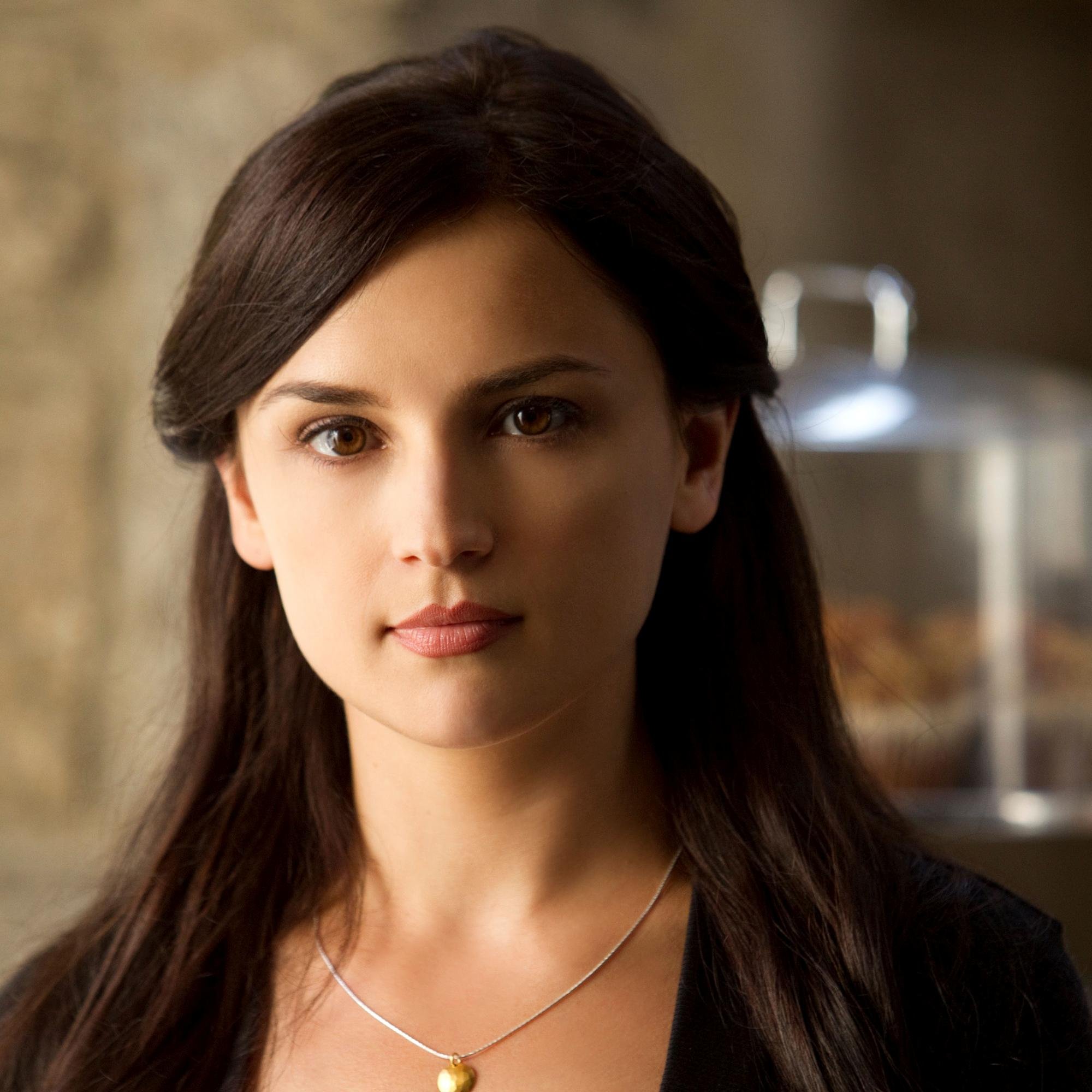 FieryVictor's profile picture. When life gives you lemons, squeeze the juice in your enemy's eyes. Victor of the Hunger Games at age 14 and the Capitol's sweetheart. {THG RP}