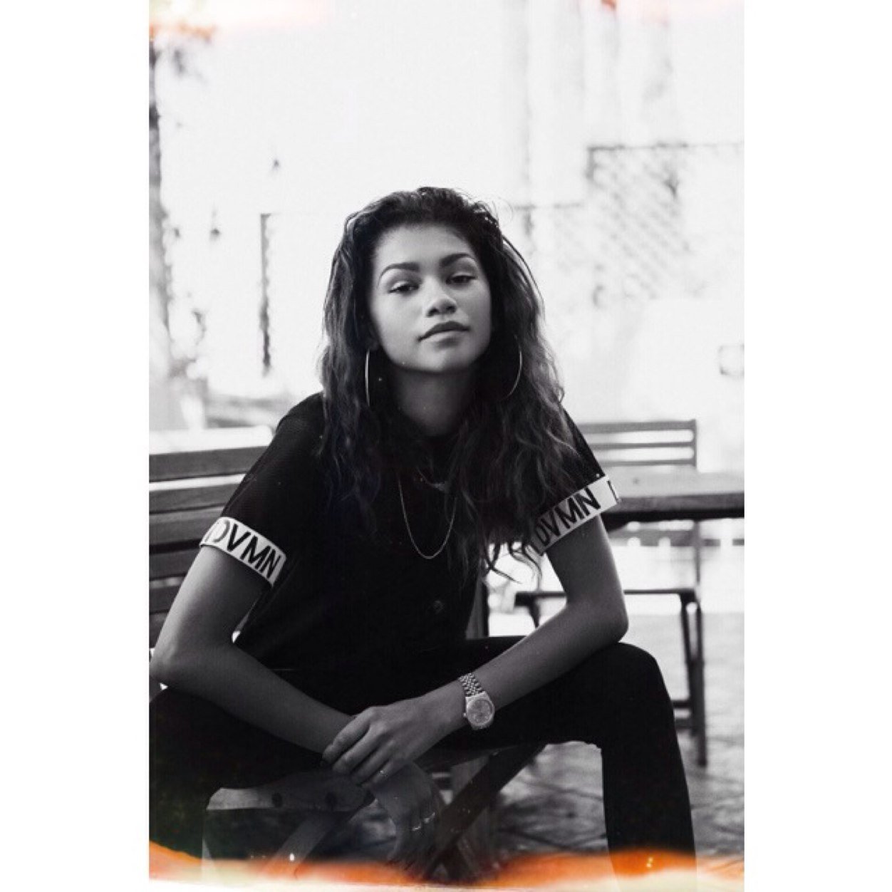 New Z account// 
16 Years Old//
Zswagger//
Beyhive//
UK//