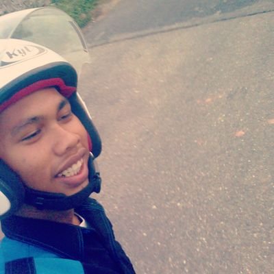 Hidup tak selalu seperti yg
kamu mau. Hal baik & buruk
selalu terjadi, namun semua
itu telah diatur Tuhan, dengan
akhir yg indah.