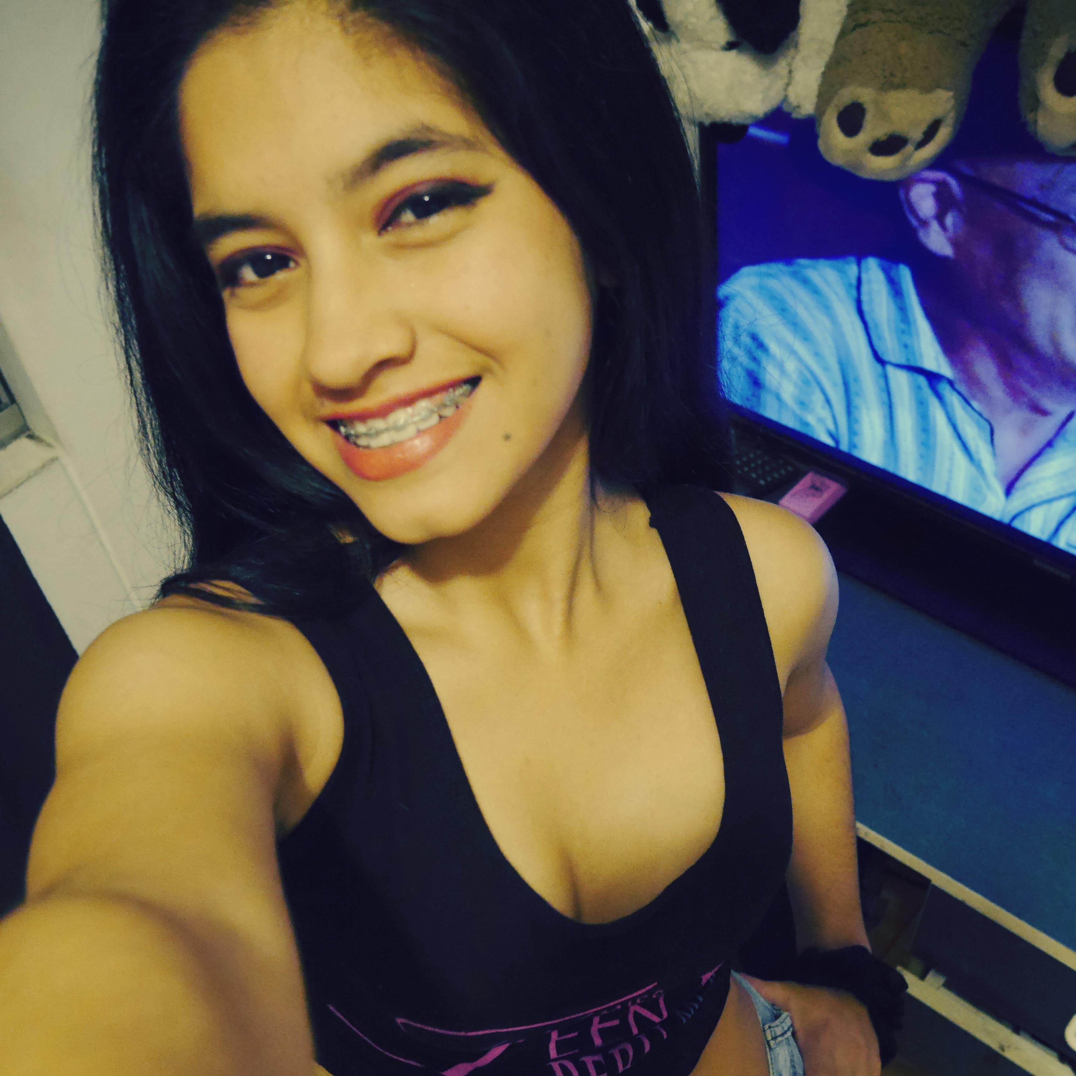 CSDxOlFoG9HUKWT's profile picture. gatita