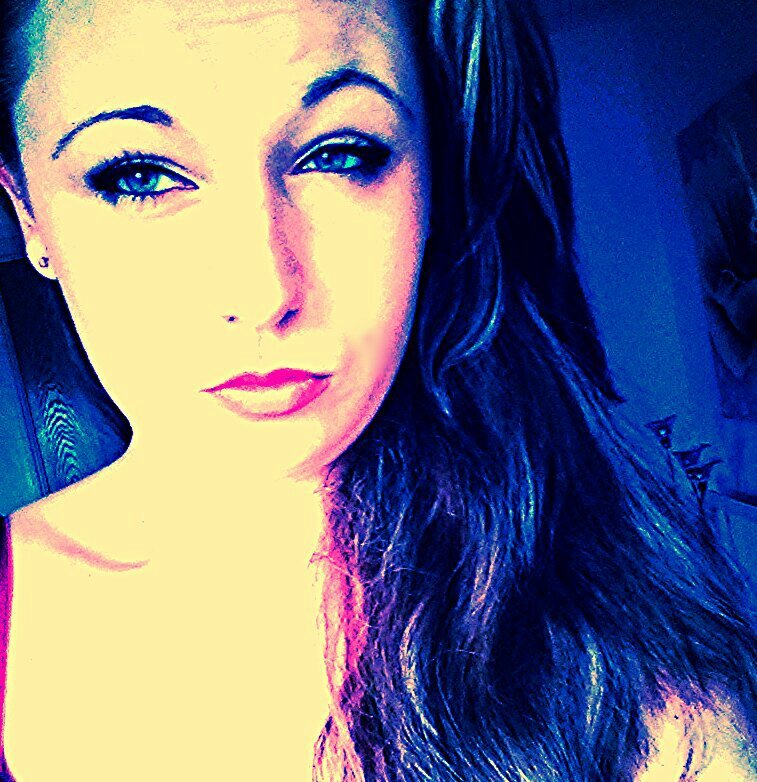 I love tvd and Cameron Dallas