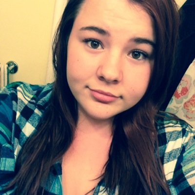 AprilAprilhoran's profile picture. I am a hipster potato that wants to travel the world 25% italian 75% irish thats basiclly it  instagram- apriltaylor0219