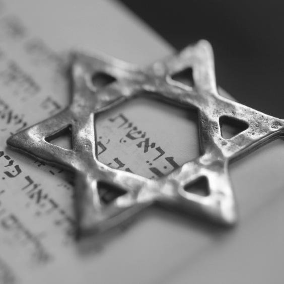http://t.co/n2QhWtjxIq à été créé pour vous rendre plus accessible les concepts et les idées fondamentales du Judaïsme.