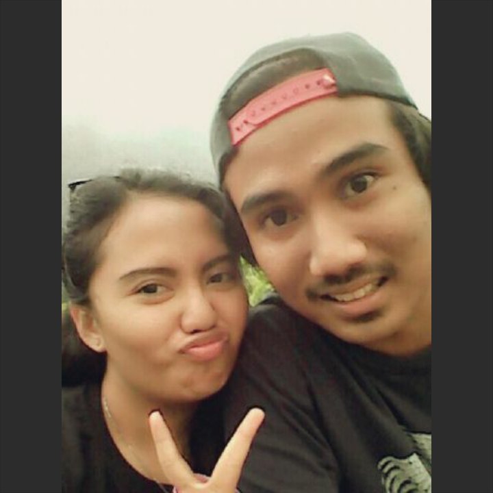 gustiprasetyo46's profile picture. worolinggarpangesti{}