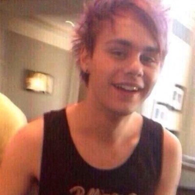 i hope i brightened your day a little ❤ -@anlmeharry