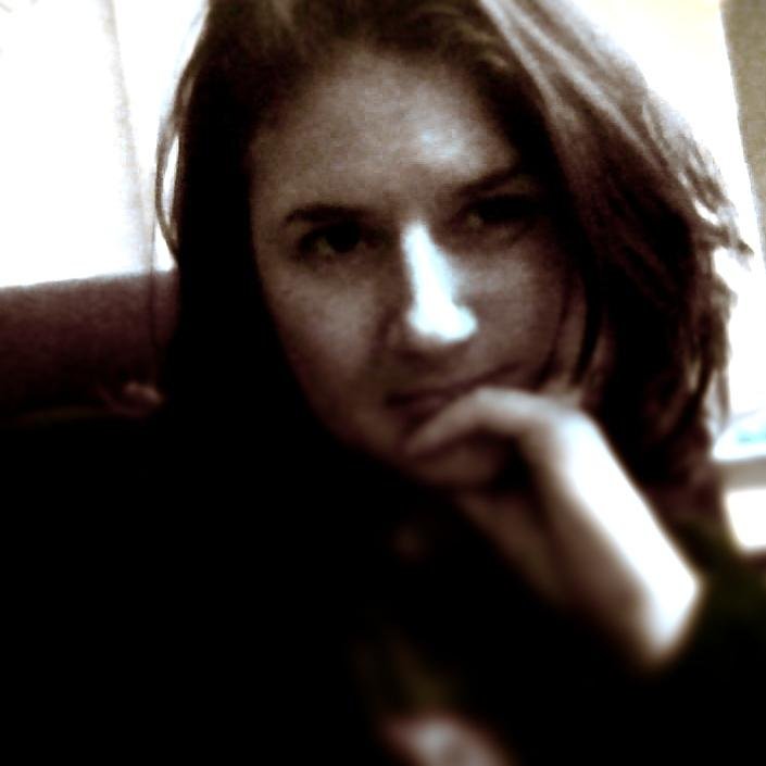 sarasutras's profile picture. 