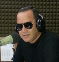 Locutor - Animador y Productor del programa más dinámico de la radio D'ALTONIVEL de L/V de 3 a 5 pm A través de: 102.7 DIGITAL FM 
Pto La Cruz/Venezuela