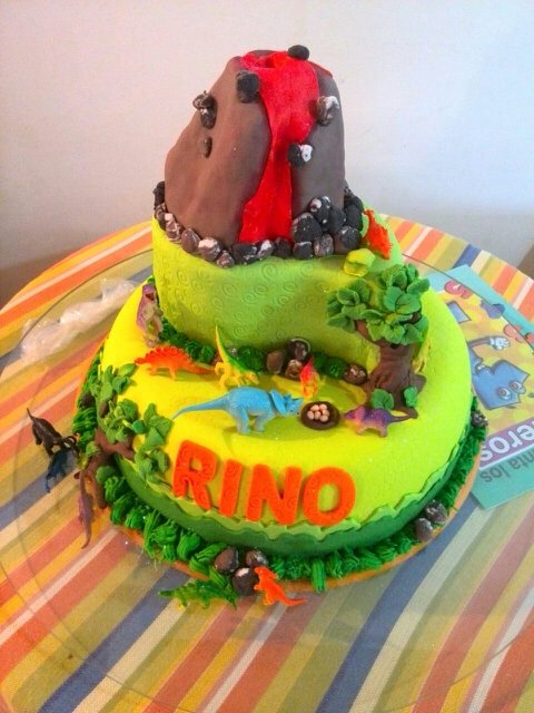 Tortas,gelatina, ponquesitos, dulces y pasapalos, para presupuestos y encargos por el tlf. 0412-2915980/ pin 28E72E55