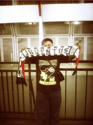 forza juve.. Kami hitam putih..