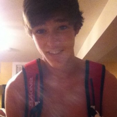 12mgmt's profile picture. I help people get at least 1/12 on my main @dallascaniffboy so go check it out! And please rt the link for me!!!!