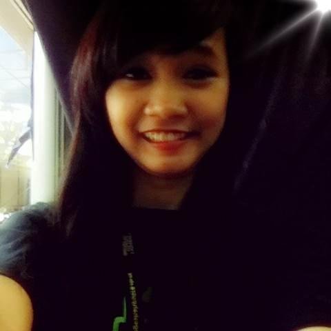 NorAzila•Dip Art And Fashion Design (UITM) (UCSA) wanna dance with me ? just burn on the floor ! #FASHION.CO #CREWS.CO