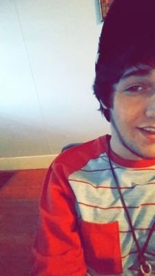 joinwithanthony's profile picture. I'm a MCA sales associate. I make 500+ per week. Curious and want a job? Message me ;)