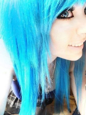 Hi I'm extremely awkward 
I love way to many bands 
And I my favorite color is blue 
I love Kitty's,giraffes,and cookies
BY