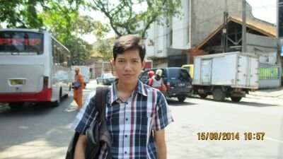 Is looking for true love lost ┌∩┐(◣_◢)┌∩┐
 And I'm not Crazy Love \m/(.)\m/ \m/^.^\m/
 Don't Forget Mentions me ^^
C.KNF :) Keep Istiqomah :*