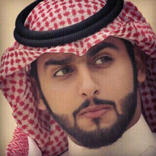 شاعر وكاتب سعودي..