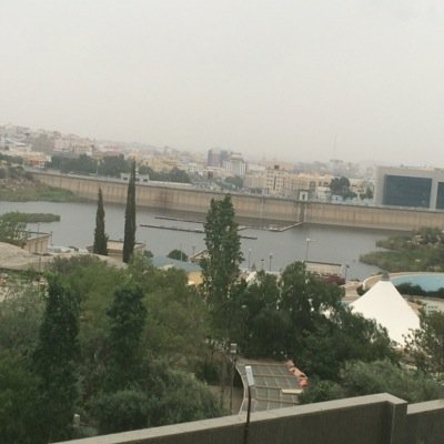 إذا أردت أن تتذوق طعم الحياة فتنفس الأمل، وعش بالتفاؤل، واعشق التحدي، وانتهز الفرص، وكن واثق الخطى، مؤمنًا متوكلًا صادقا«